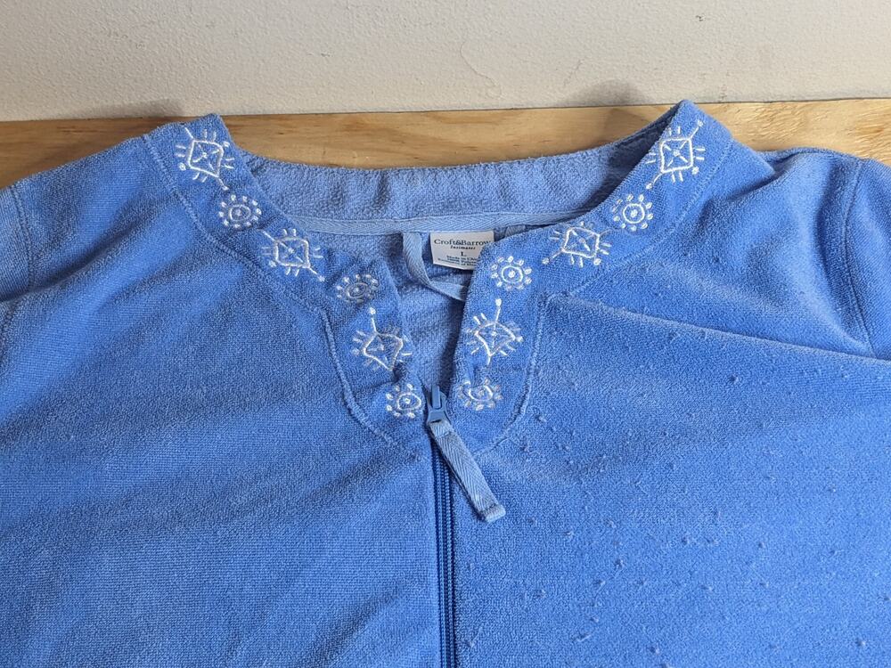 Croft Barrow Women's Robe Nightgown Intimates Sz LARGE Blue Embroidered Full Zip